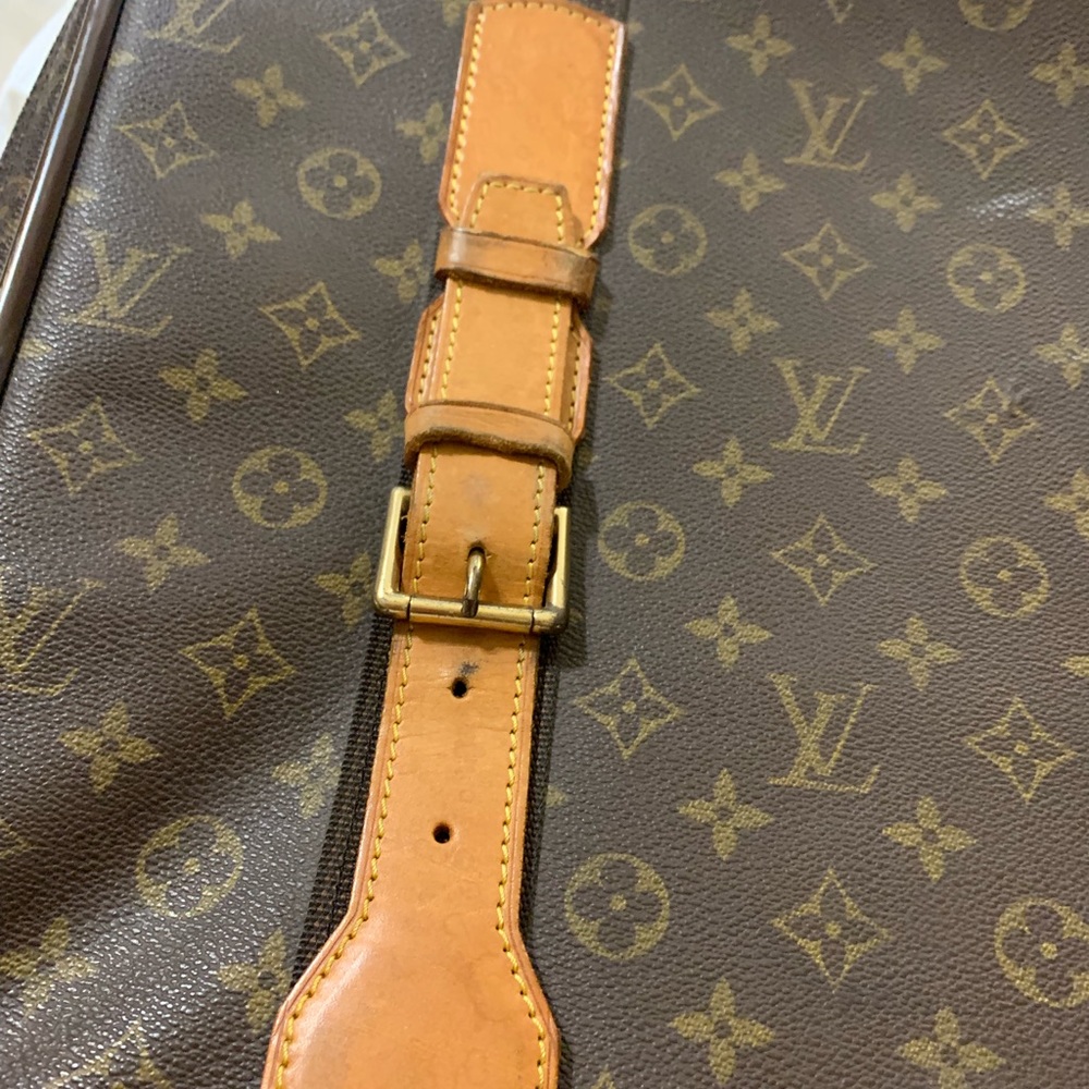 Authentic Louis Vuitton Suitcase - Picture 6 of 8
